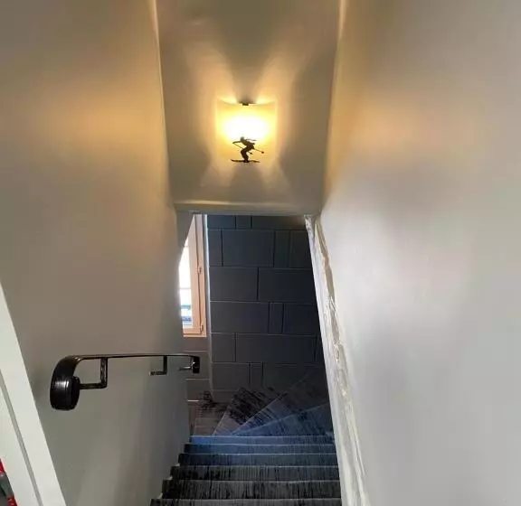 Hotelli Hôtel Génépi