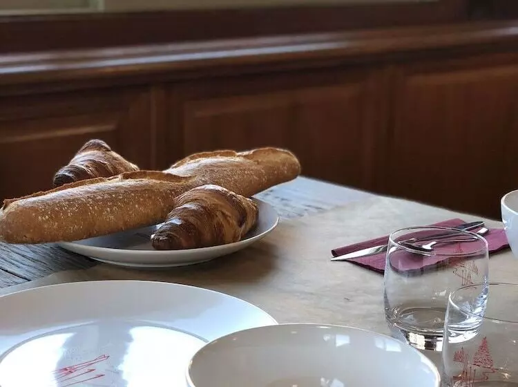 Hotelli Hôtel Génépi