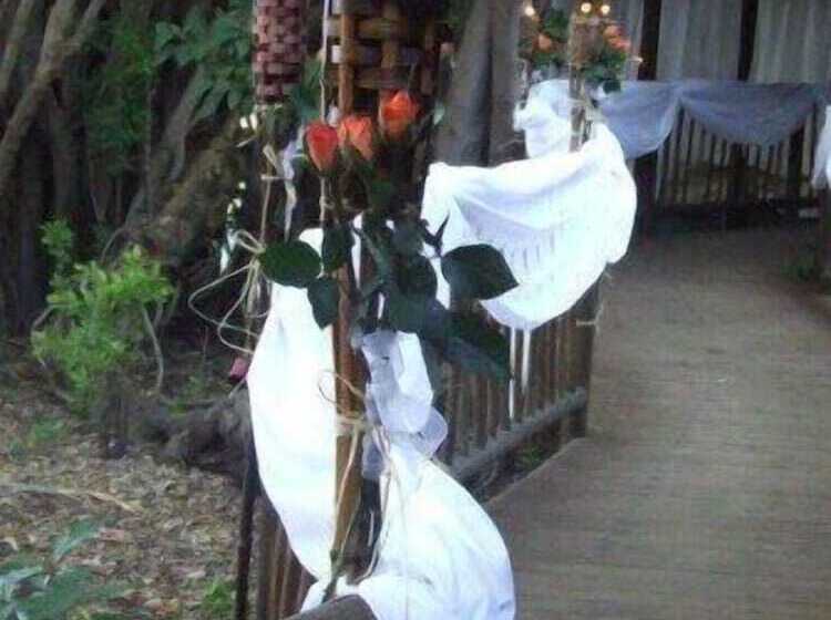 Отель Inkwenkwezi Private Game Reserve