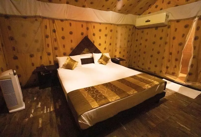 Hotelli Karhandla Farm And Resort