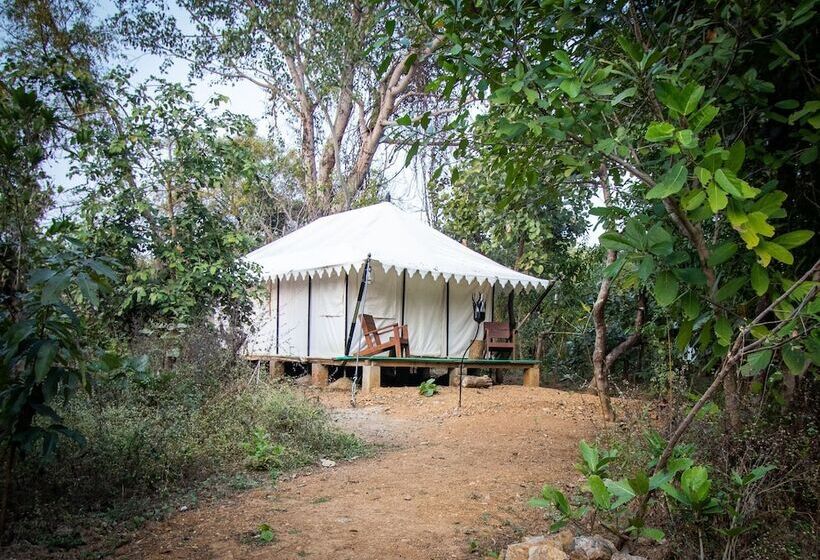 호텔 Karhandla Farm And Resort