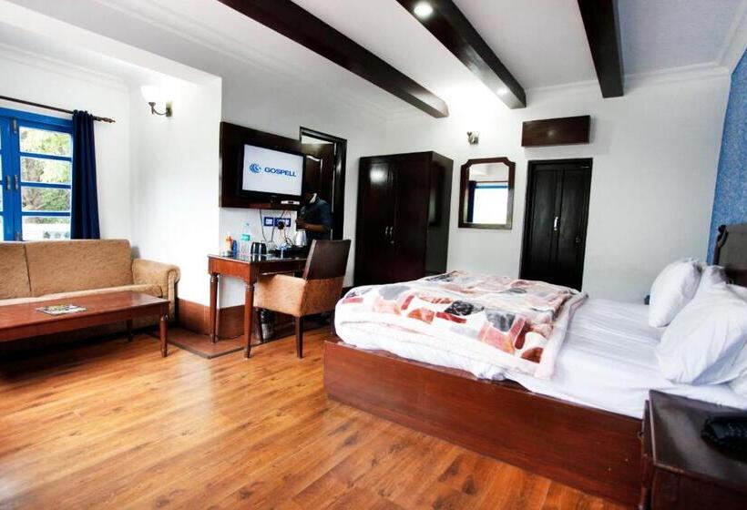 فندق Manu Maharani Regency