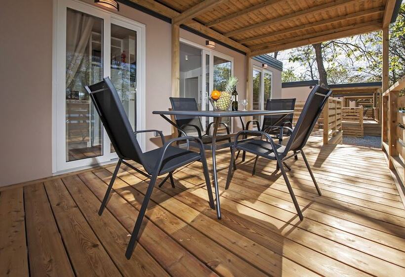 Отель Mediteran Kamp Mobile Homes In Camping Lanterna