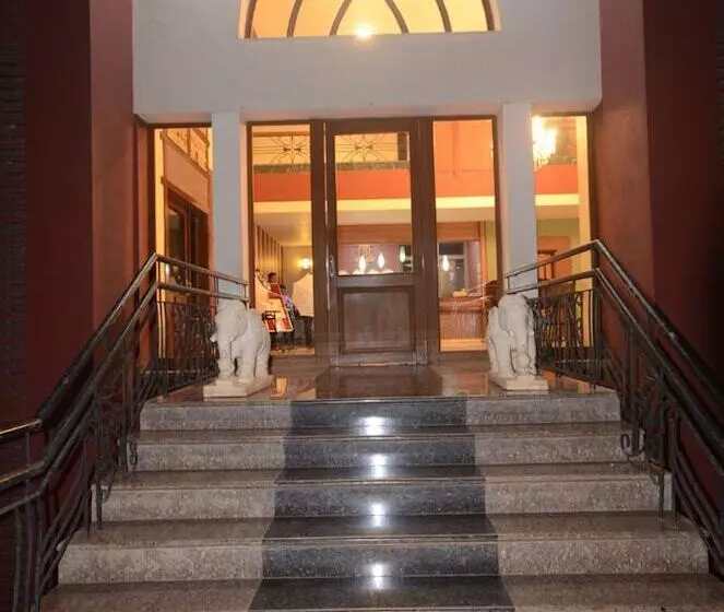 Hotelli Neelams Countryside