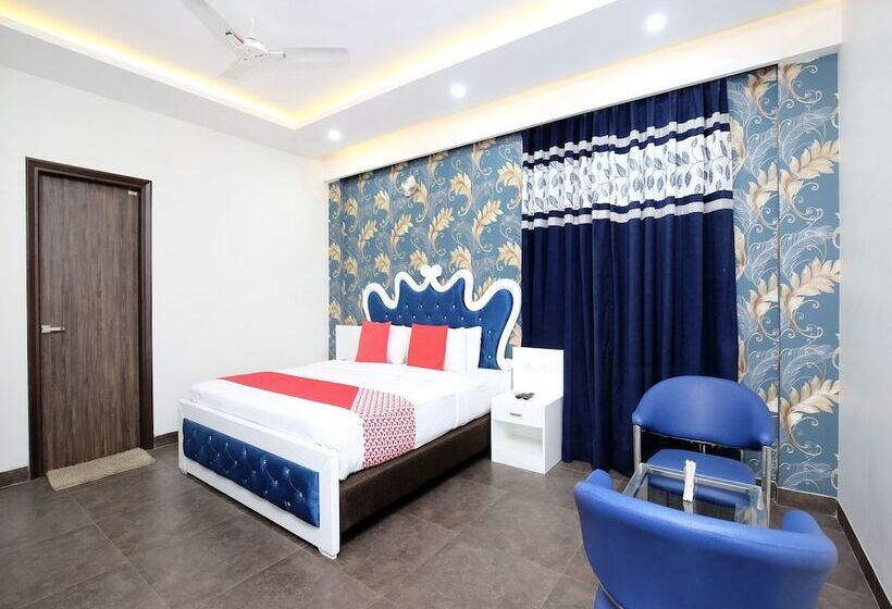 Hotel Oyo 14981  Royal Mjs