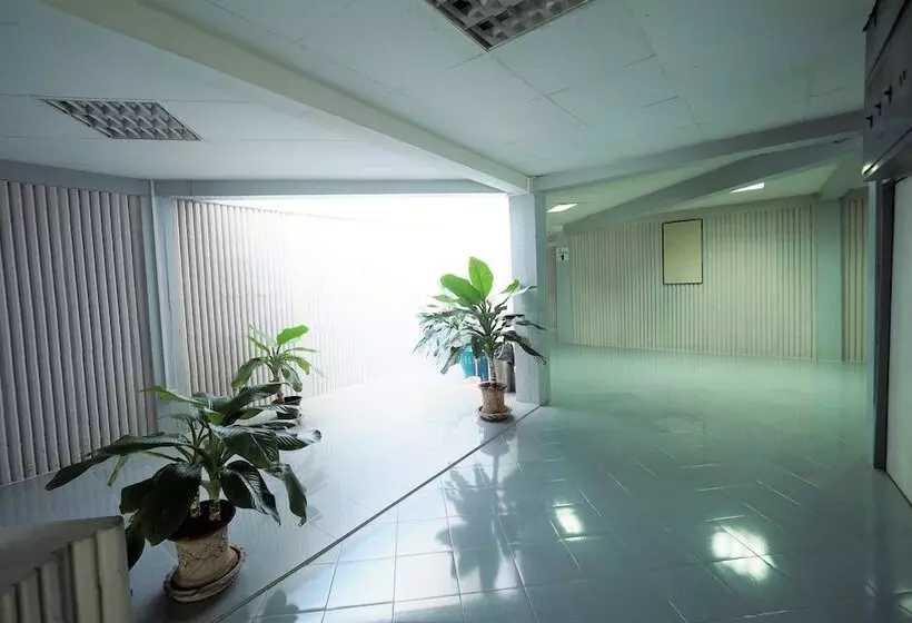 Pachara Hotel And Restaurant