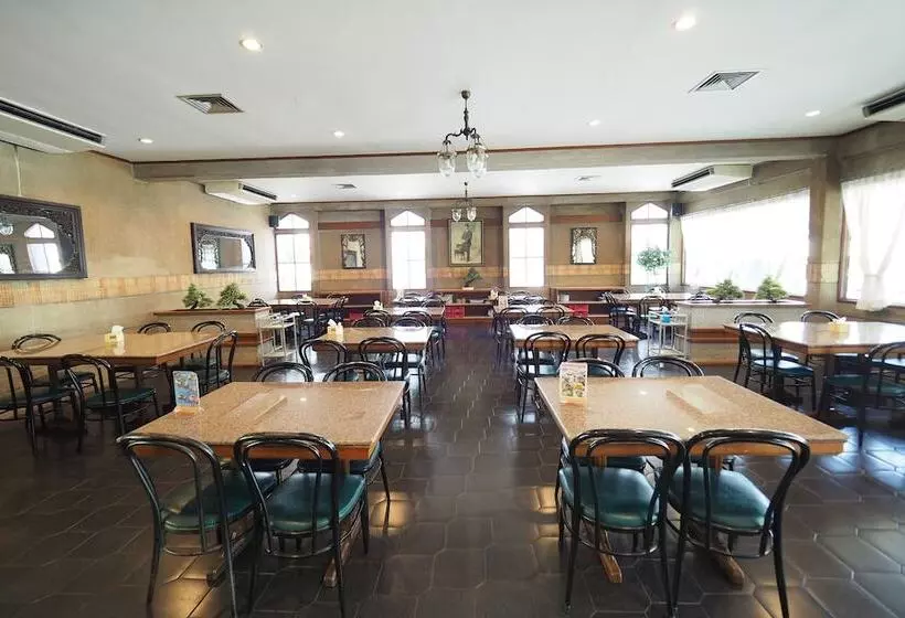 Pachara Hotel And Restaurant