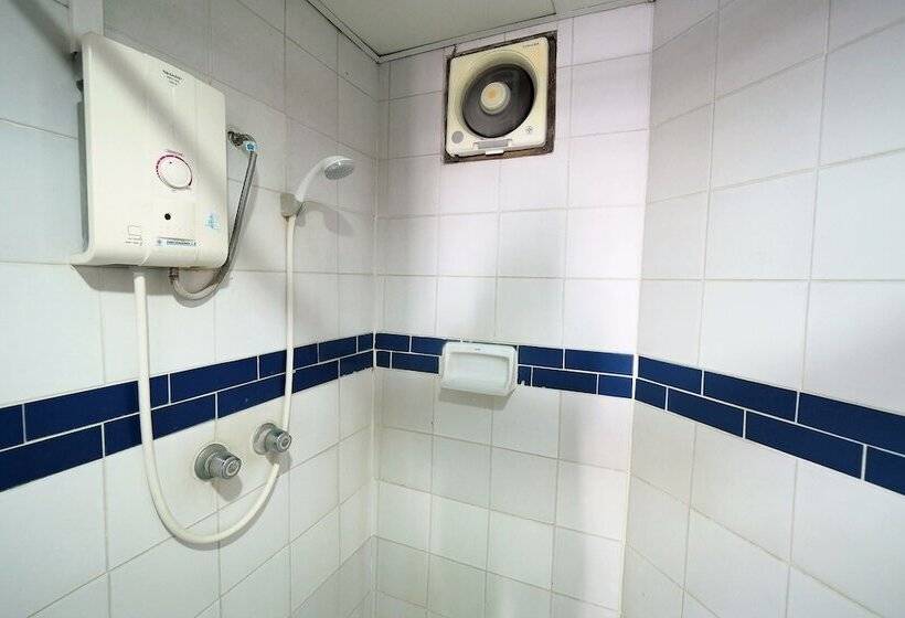 Pachara Hotel And Restaurant