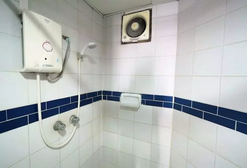 Pachara Hotel And Restaurant