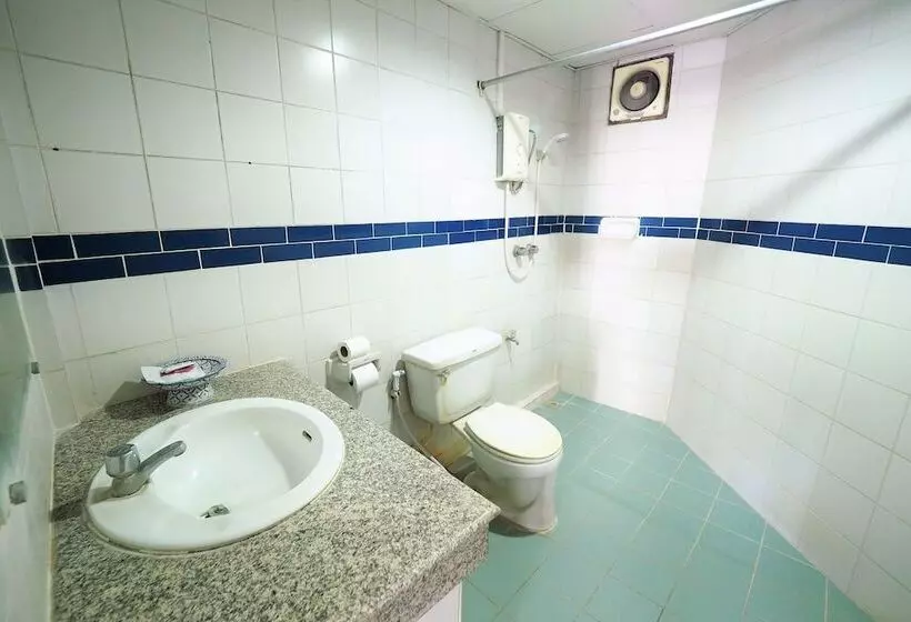 Pachara Hotel And Restaurant