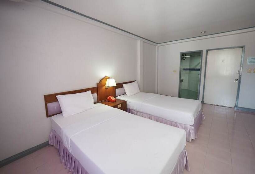 Pachara Hotel And Restaurant