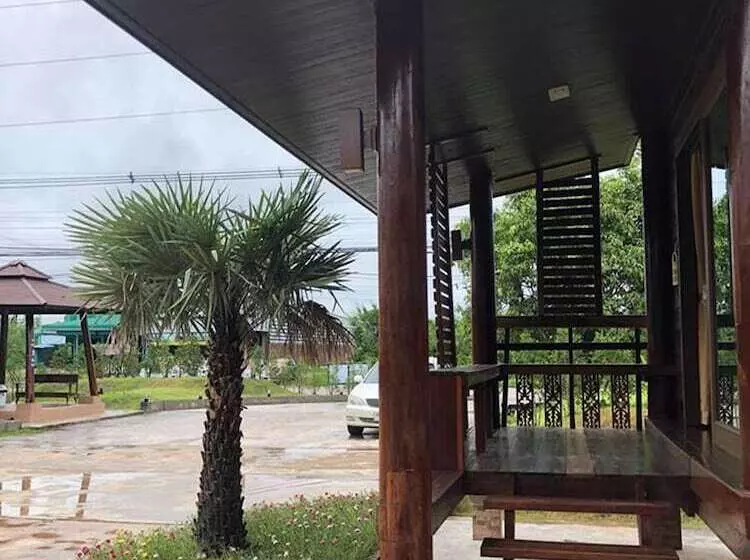 Hotelli Pobruk Resort