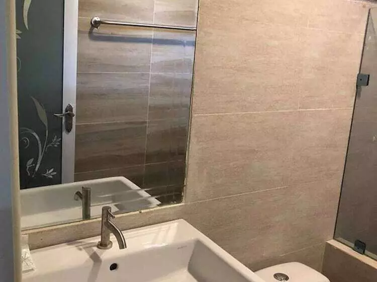 Hotelli Pobruk Resort