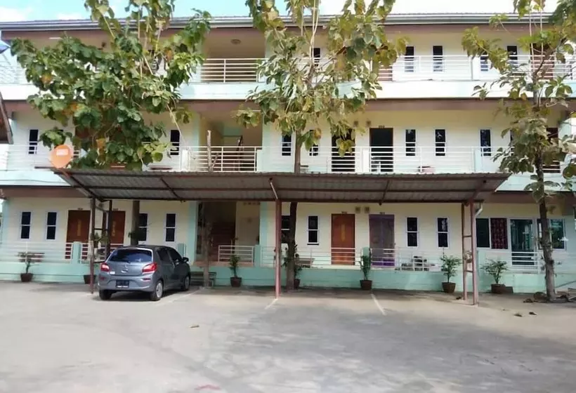 Hotelli Ranida House