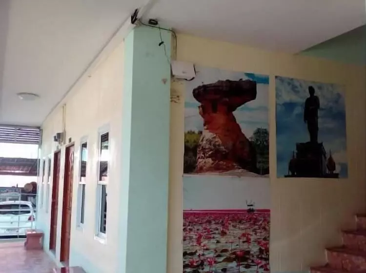 Hotelli Ranida House