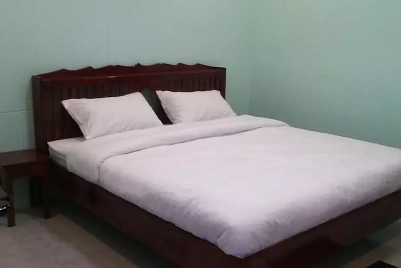 Hotelli Ranida House