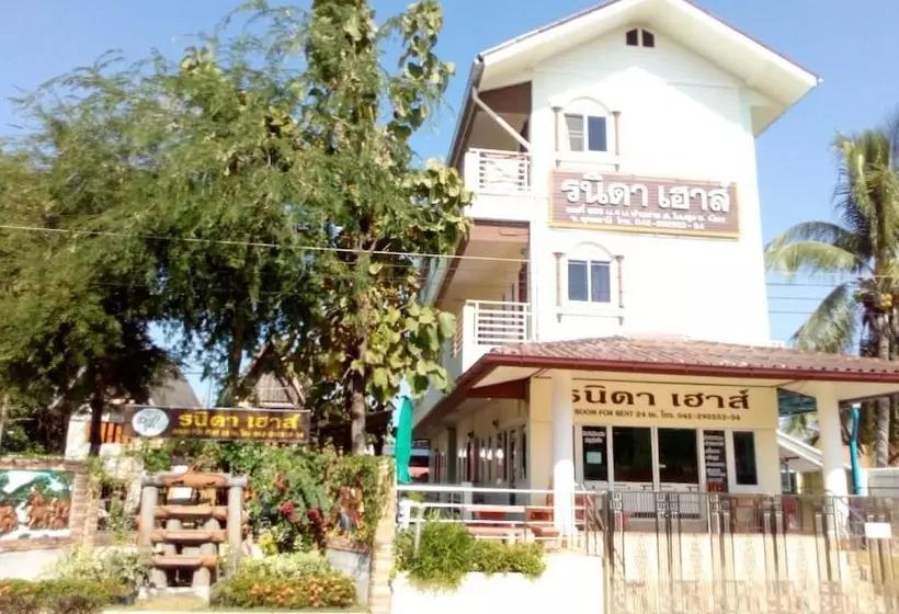 Hotelli Ranida House