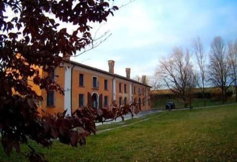 בית מלון כפרי Ca Guerriera