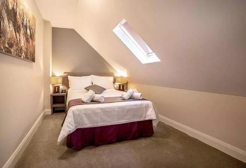 Hotelli The Frontier