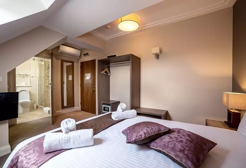 Hotelli The Frontier