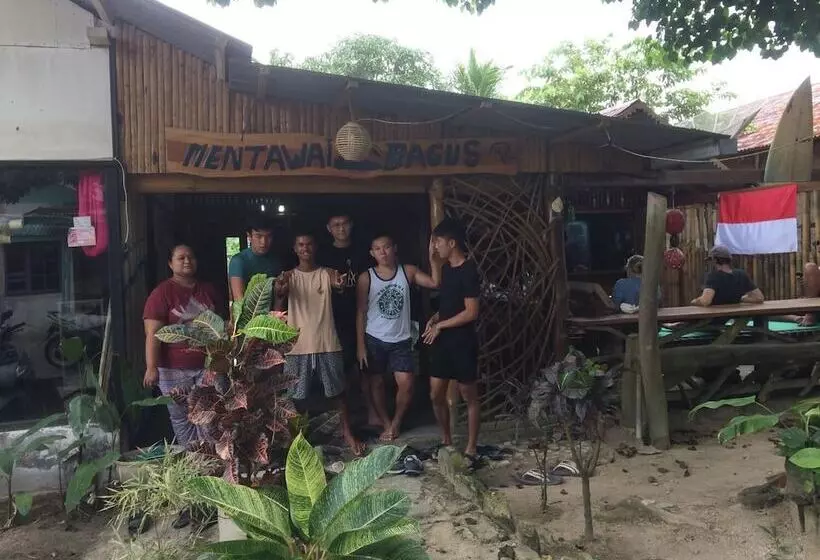 Mentawai Bagus   Hostel