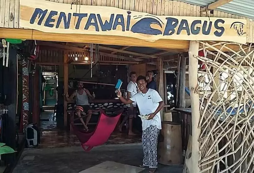 Mentawai Bagus   Hostel