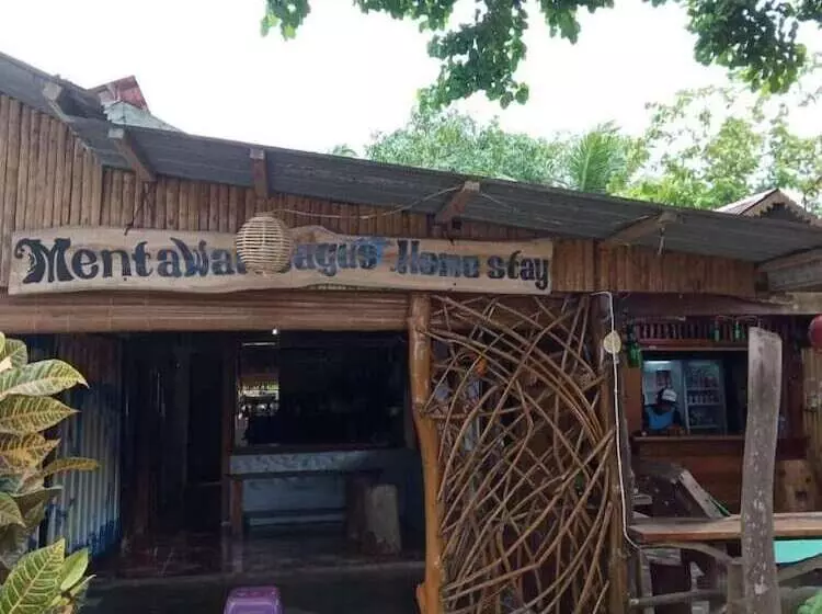 Mentawai Bagus   Hostel