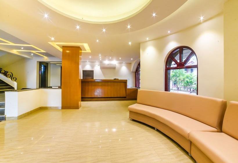 Oyo 16096 Flagship Purushottam Hotel Mapusa