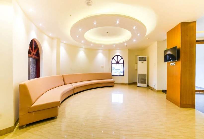 Oyo 16096 Flagship Purushottam Hotel Mapusa