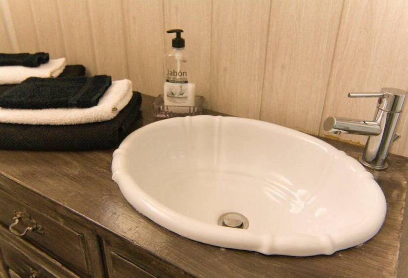 بنسيون Château Serre Barbier