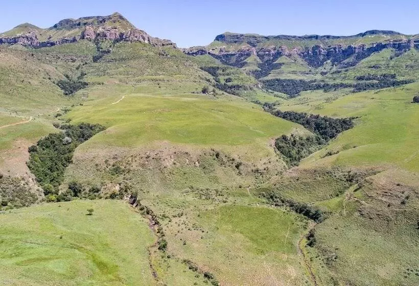 Majatalo Ledges Retreat