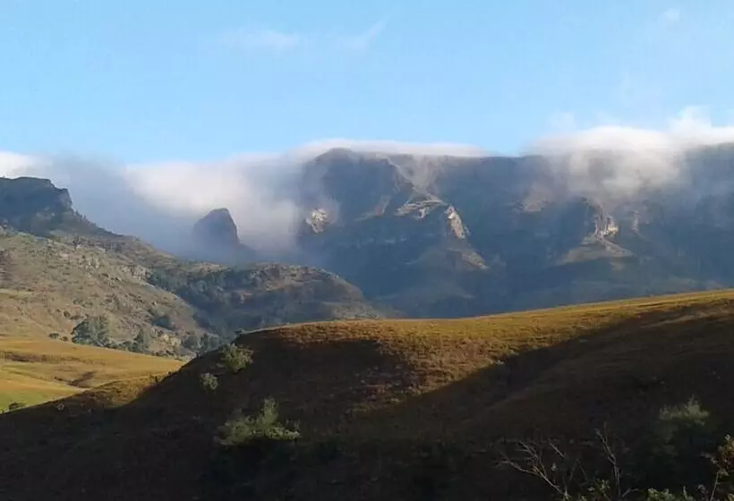 Majatalo Ledges Retreat