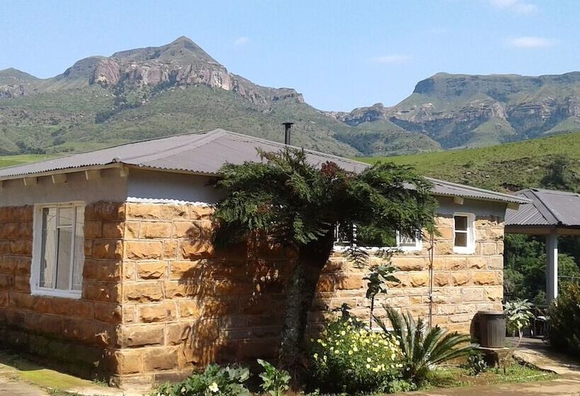 פנסיון Ledges Retreat