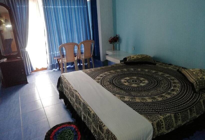 بنسيون Ninnada Beach