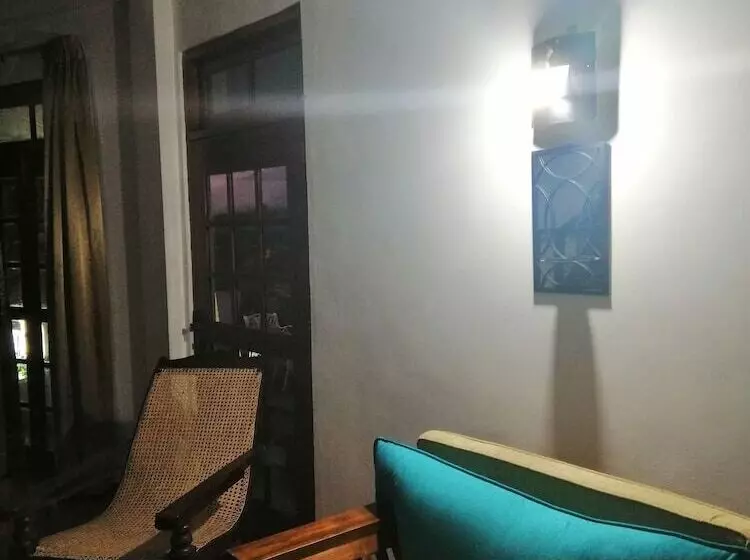پانسیون Sun Inn Nuwara Eliya