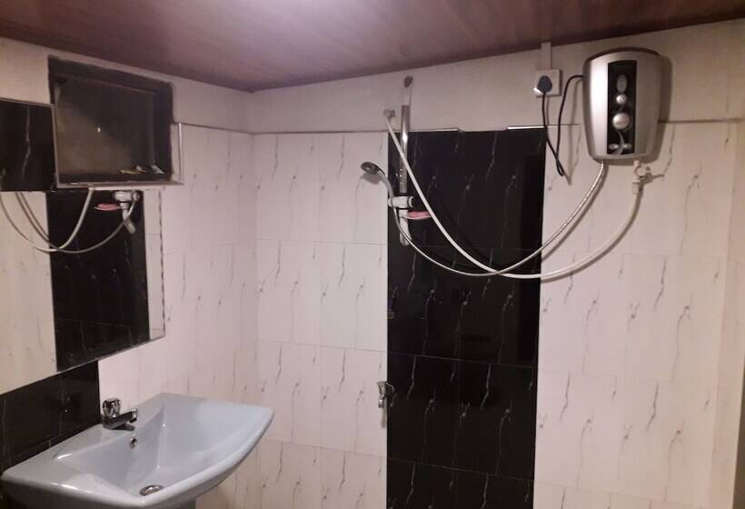 بنسيون Sun Inn Nuwara Eliya