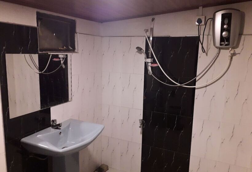 بنسيون Sun Inn Nuwara Eliya