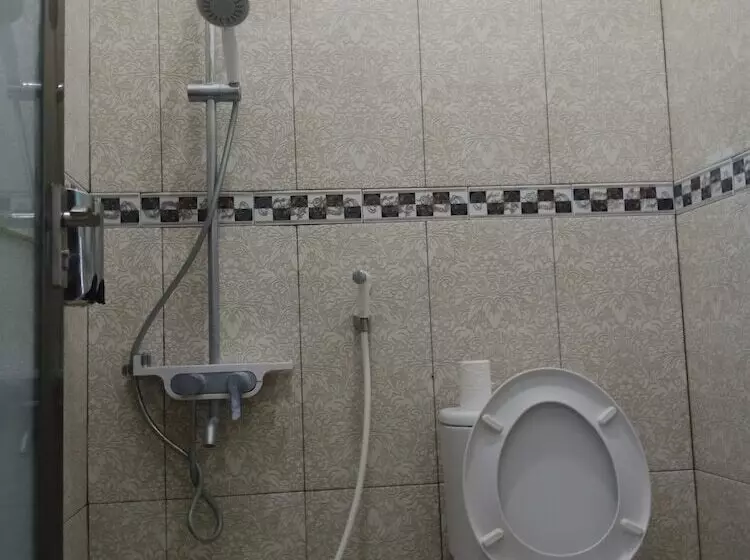 Majatalo Wakatobi Dive Inn