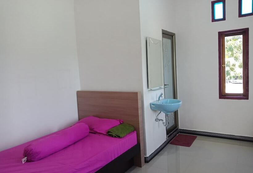 Pensjonat Wakatobi Dive Inn