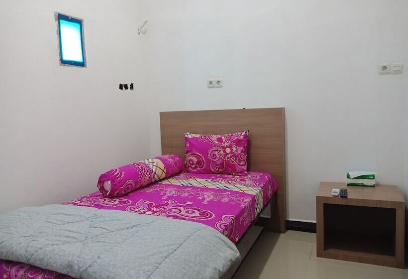 Pensjonat Wakatobi Dive Inn