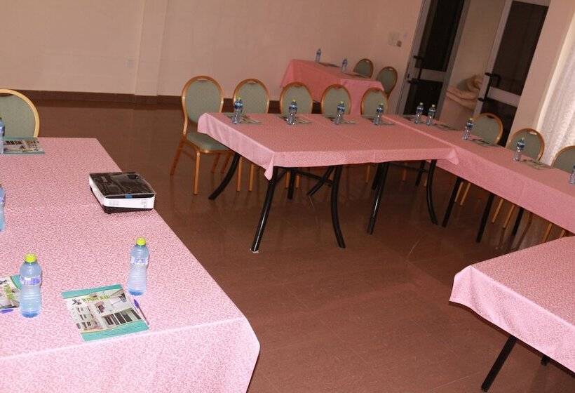 بنسيون Windy Bay Guest House