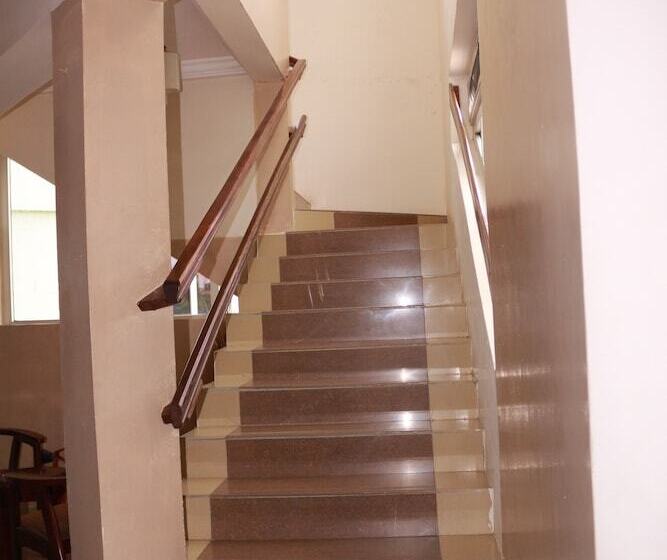 بنسيون Windy Bay Guest House