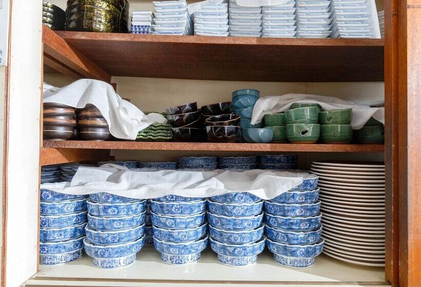 Kashiwaya Ryokan Guesthouse&sharedhouse Hostel