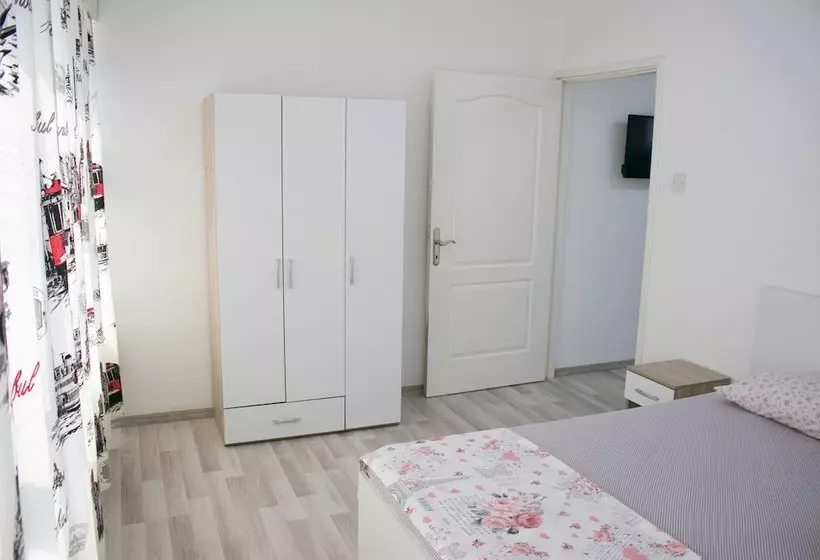 Amber's House