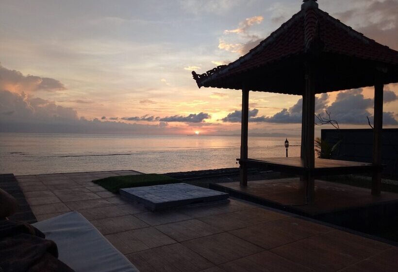 مبيت وإفطار Cave Beach Bungalow