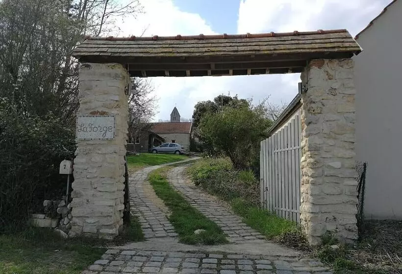 Aamiaismajoitus (B&B) La Forge