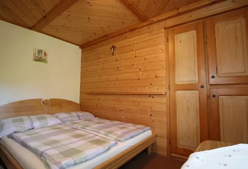 Aamiaismajoitus (B&B) Urlaub Am Bauernhof Feldbauer