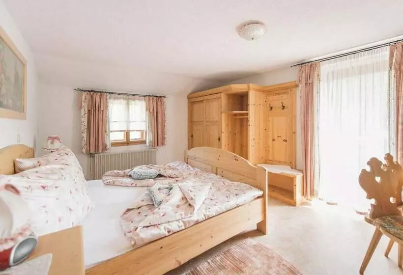 Aamiaismajoitus (B&B) Urlaub Am Bauernhof Feldbauer