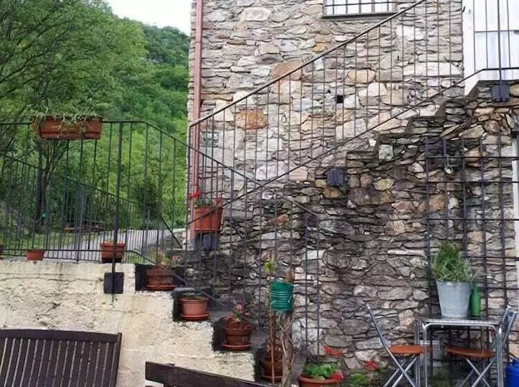 Hostelli Rifugio Escursionistico Cascina Porro