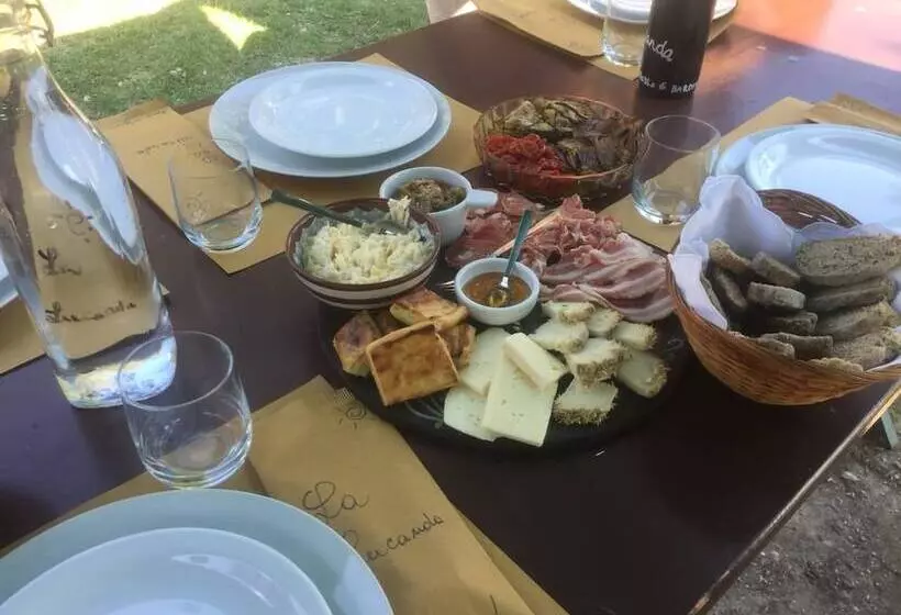 Hostelli Rifugio Escursionistico Cascina Porro